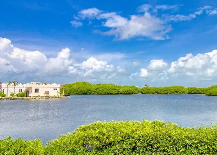 B201 At Mara Laguna Gold Standard Certified * San Pedro (Ambergris Caye)